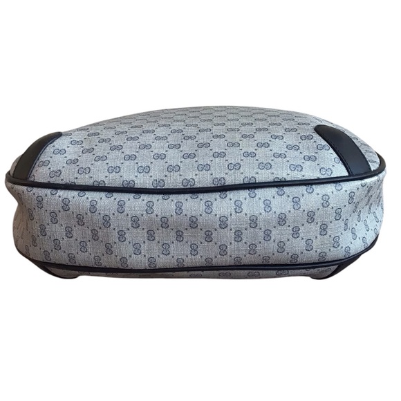 Gucci Vintage Micro GG Monogram Crossbody Shoulder Bag - Picture 8 of 17